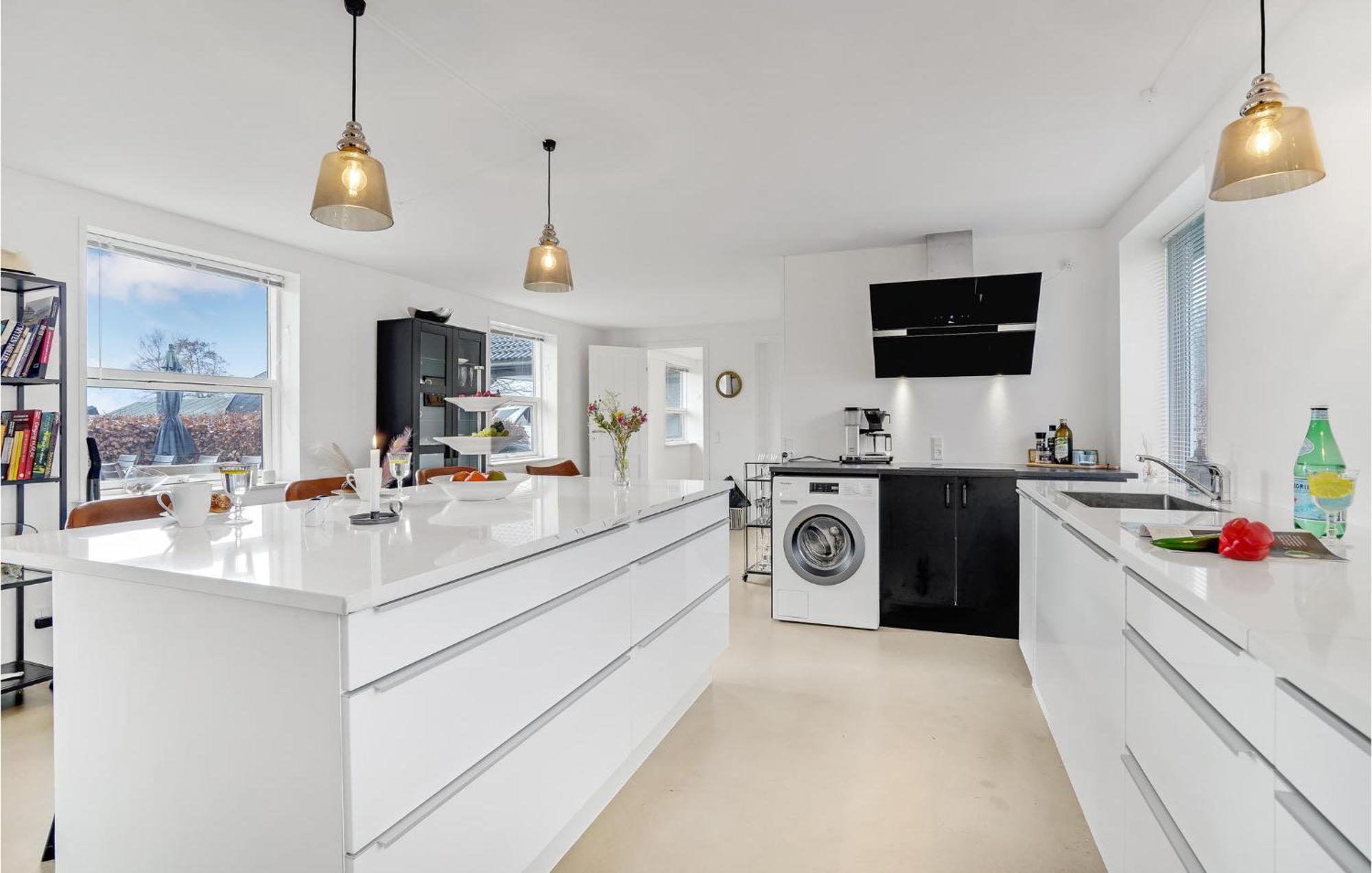 Gorgeous Home In Sunds With Kitchen Kültér fotó